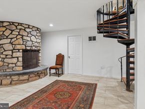 290 Hatboro Road, Ivyland PA 18974