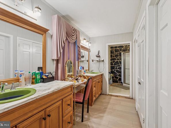 290 Hatboro Road, Ivyland PA 18974