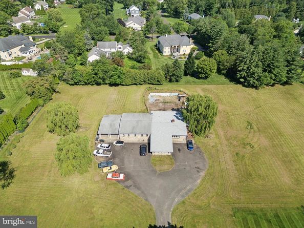290 Hatboro Road, Ivyland PA 18974