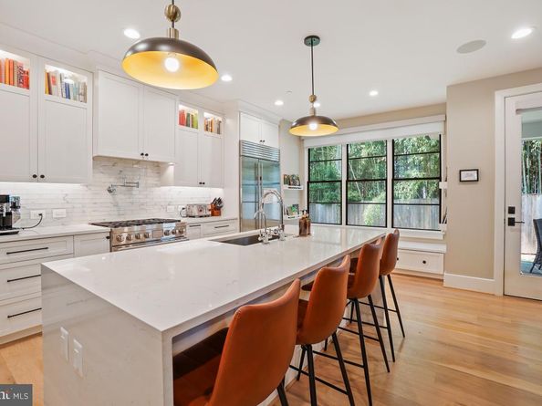 4519 Chestnut Street, Bethesda MD 20814