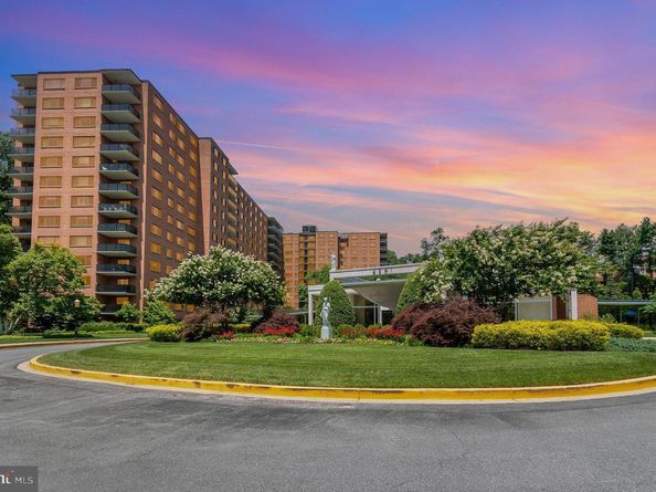 4201 Cathedral Avenue NW 910W, Washington DC 20016