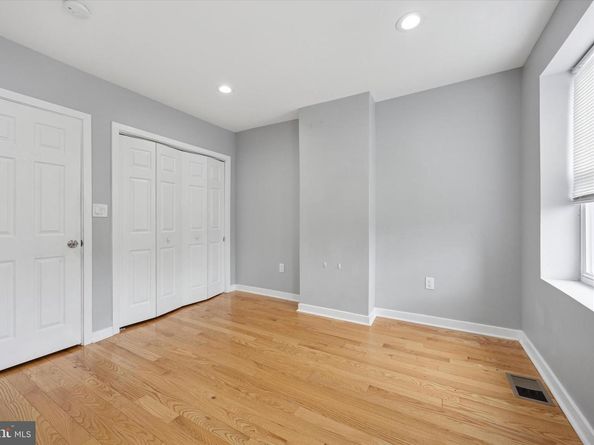 2036 N Darien Street, Philadelphia PA 19122