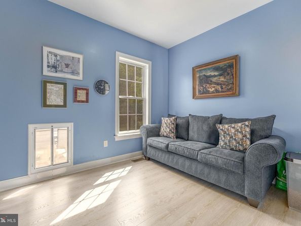 975 S Waterloo Road, Devon PA 19333
