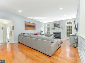 975 S Waterloo Road, Devon PA 19333