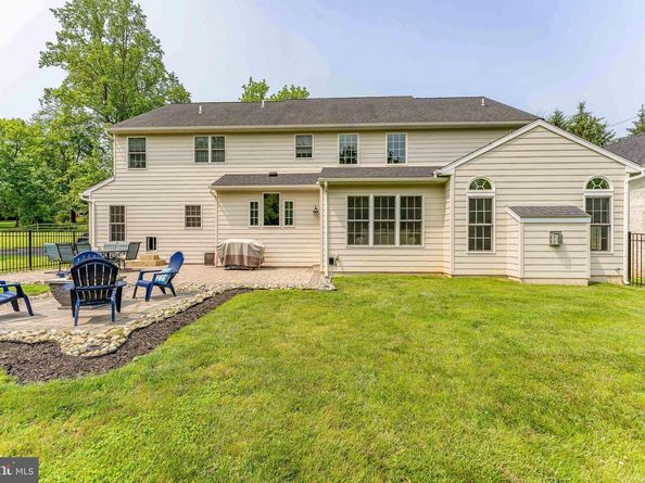 975 S Waterloo Road, Devon PA 19333