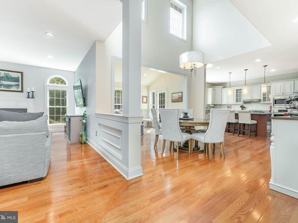 975 S Waterloo Road, Devon PA 19333