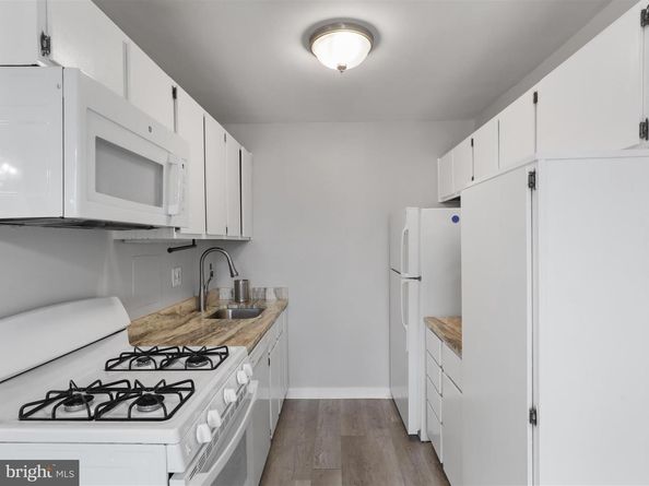 1200 S Arlington Ridge Road 509, Arlington VA 22202