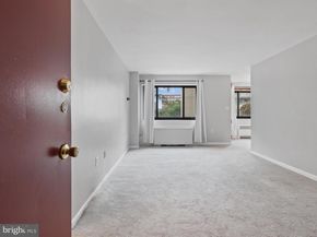 1200 S Arlington Ridge Road 509, Arlington VA 22202