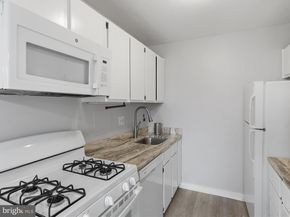 1200 S Arlington Ridge Road 509, Arlington VA 22202