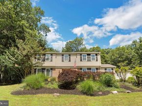 691 Twin Bridge Drive, Wayne PA 19087