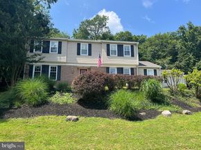 691 Twin Bridge Drive, Wayne PA 19087