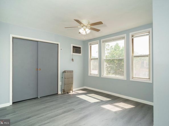2557 S 61st Street, Philadelphia PA 19142