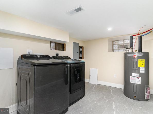 5637 Rodman Street, Philadelphia PA 19143