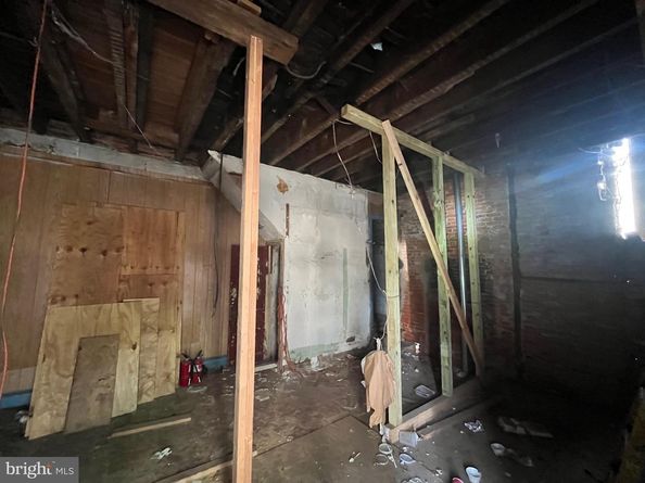 1411 W York Street, Philadelphia PA 19132