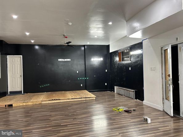 6410 W Girard Avenue, Philadelphia PA 19151