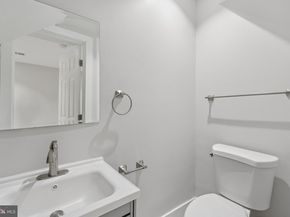 1236 Simms Place NE, Washington DC 20002