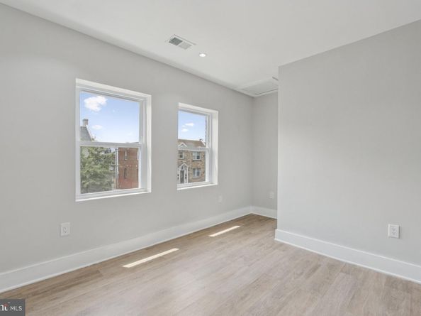 1236 Simms Place NE, Washington DC 20002