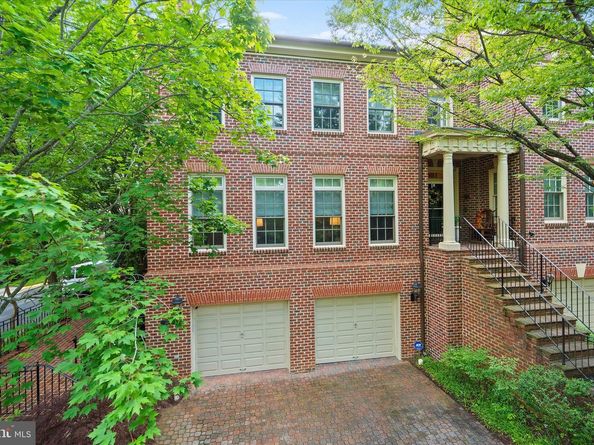 2011 Mayfair Mclean Court, Falls Church VA 22043