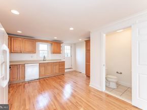 910 N Lecount Street, Philadelphia PA 19130