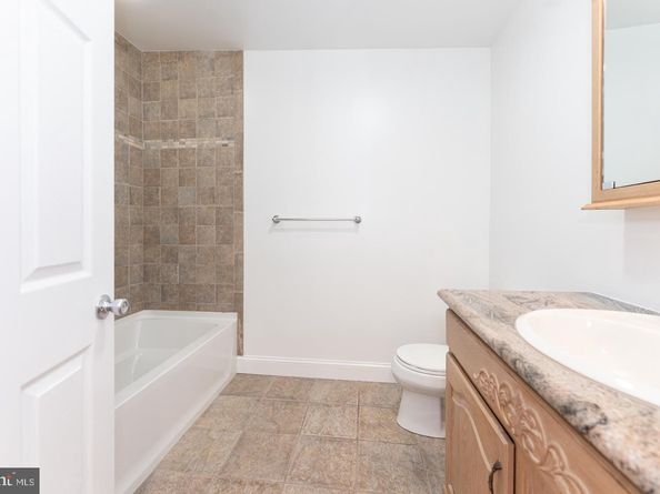 910 N Lecount Street, Philadelphia PA 19130