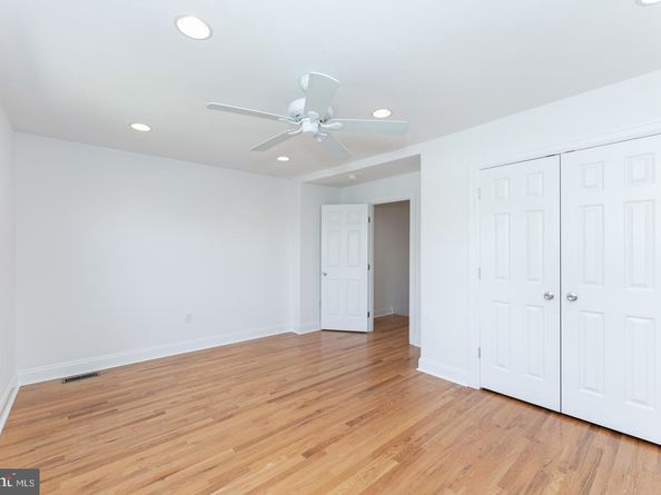 910 N Lecount Street, Philadelphia PA 19130
