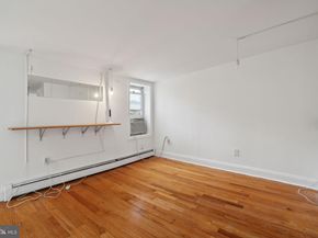 2016 Christian Street C, Philadelphia PA 19146