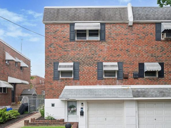 7328 Hiola Road, Philadelphia PA 19128