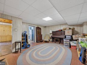 1151 Fitzwatertown Road, Abington PA 19001