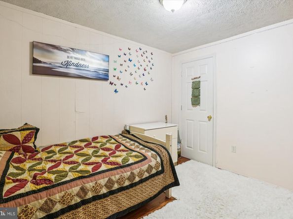 3024 Sugar Lane, Vienna VA 22181