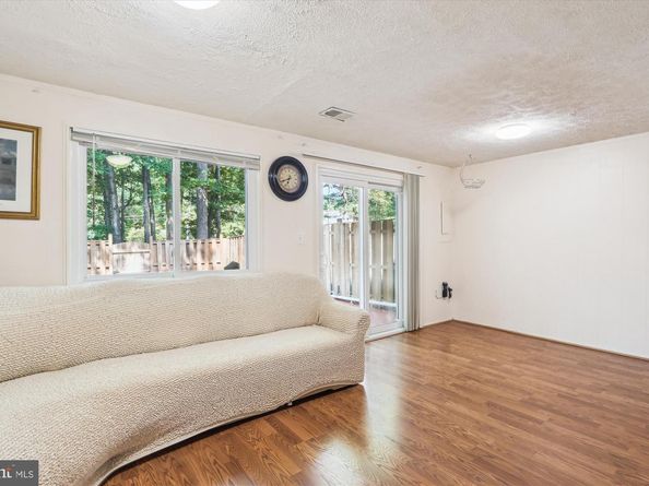 3024 Sugar Lane, Vienna VA 22181