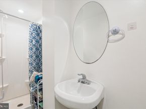 3024 Sugar Lane, Vienna VA 22181