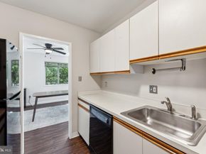 3701 5TH Street S 212, Arlington VA 22204