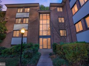 1552 Northgate Square 12B, Reston VA 20190