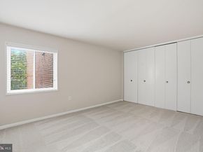 1552 Northgate Square 12B, Reston VA 20190