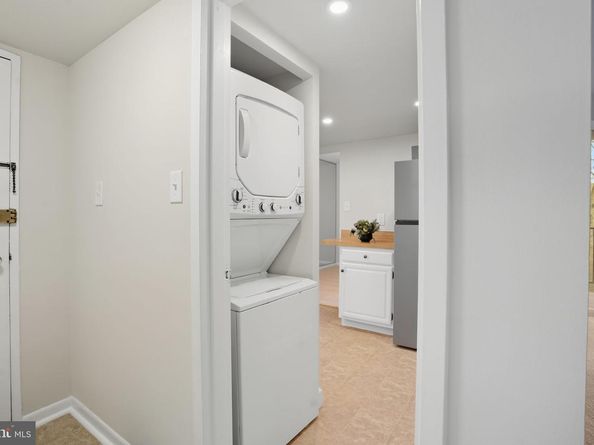 1552 Northgate Square 12B, Reston VA 20190