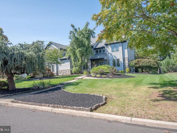 52 Dalton Way, Southampton PA 18966
