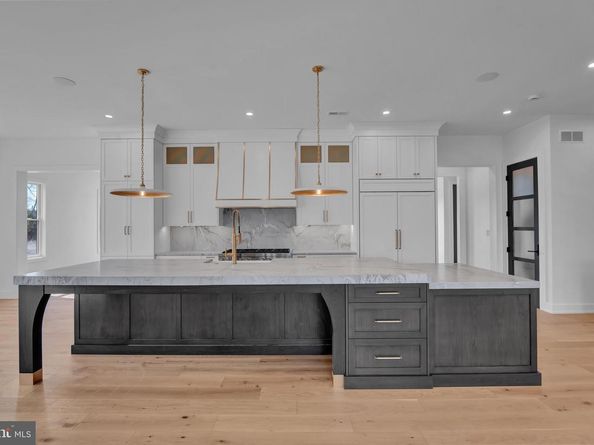 457 Brownsburg Road W, Newtown PA 18940