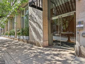 1101 Locust Street 8B, Philadelphia PA 19107