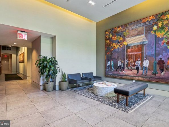 1101 Locust Street 8B, Philadelphia PA 19107