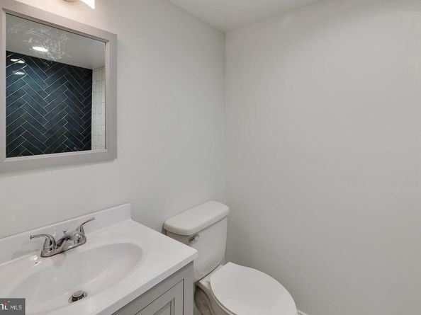 2144 N 8TH Street, Philadelphia PA 19122