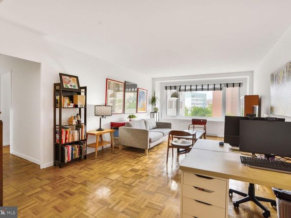 2475 Virginia Avenue NW 608, Washington DC 20037