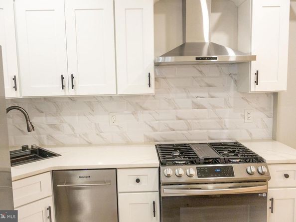 2938 Poplar Street, Philadelphia PA 19130