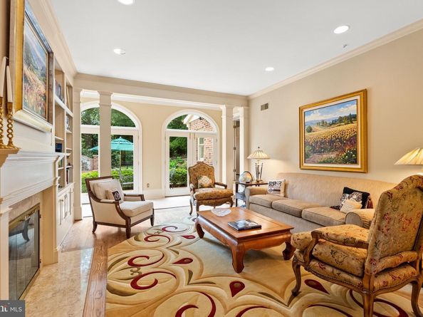 6707 Lupine Lane, Mclean VA 22101
