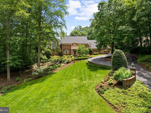 6707 Lupine Lane, Mclean VA 22101