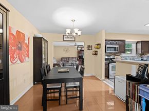 657 S Queen Anne Drive, Fairless Hills PA 19030
