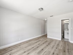 8 NE 9th Avenue, Deerfield Beach FL 33441