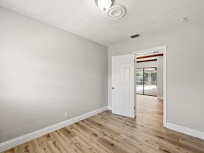 8 NE 9th Avenue, Deerfield Beach FL 33441
