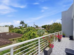 1210 NE 11th Avenue, Fort Lauderdale FL 33304