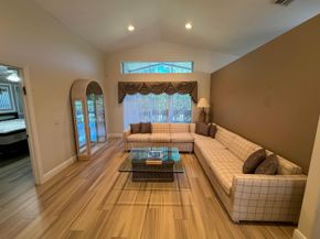 6693 Sun River Road, Boynton Beach FL 33437