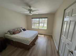 6693 Sun River Road, Boynton Beach FL 33437